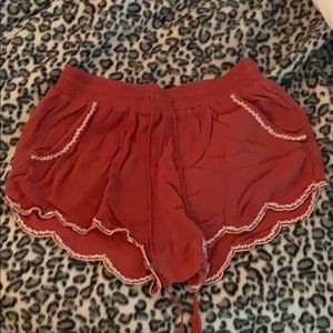 rusty red colored flowy shorts!!